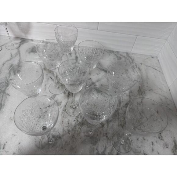 Rosenthal Motif Medium Crystal Wine Glasses Set Of 9 Signed Retired. - Picture 9 of 10